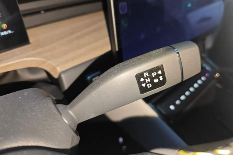 Used JETOUR Shanhai L6 2024 1.5TD DHT MAX