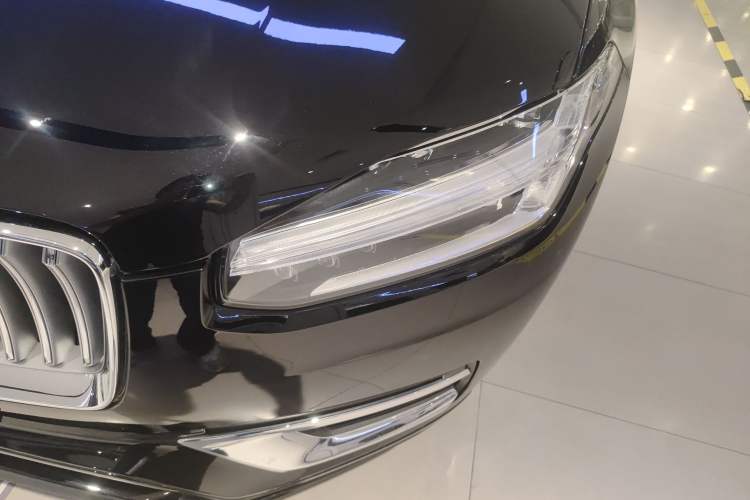 Used Volvo XC90 2024 B6 Zhiyi Luxury 7-Seater Left Front Headlight