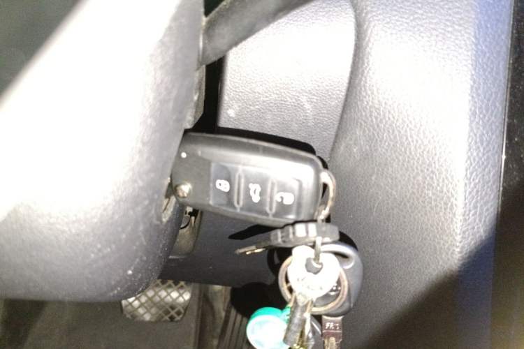 Used Volkswagen Sagitar 2015 1.6L Automatic Comfort Model
