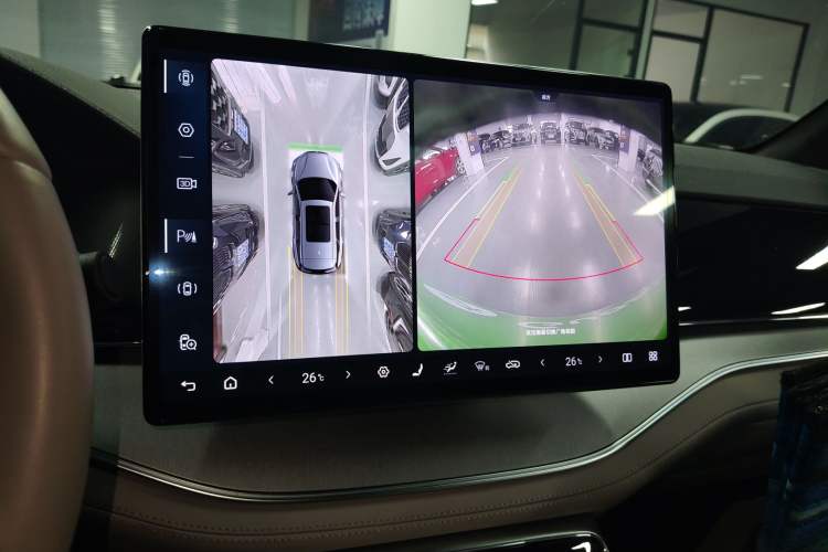 Used BYD Tang New Energy 2024 EV Champion Edition 600KM Deluxe Model Audio And AC Panel