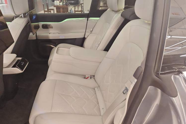 Used Nio ET7 2024 75 kWh Executive Signature Edition