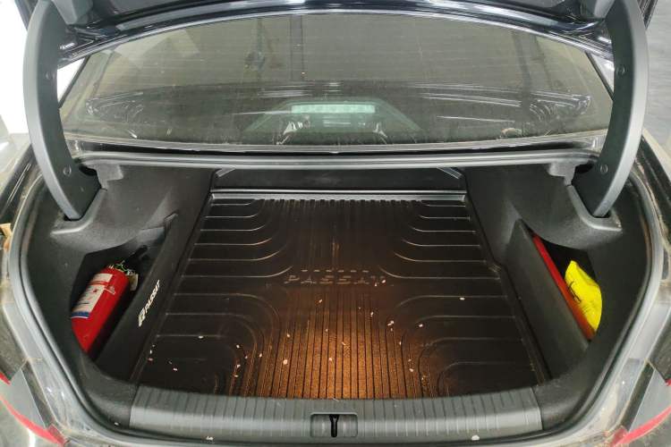 Used Volkswagen Passat 2022 330TSI Starry Luxury Edition Trunk