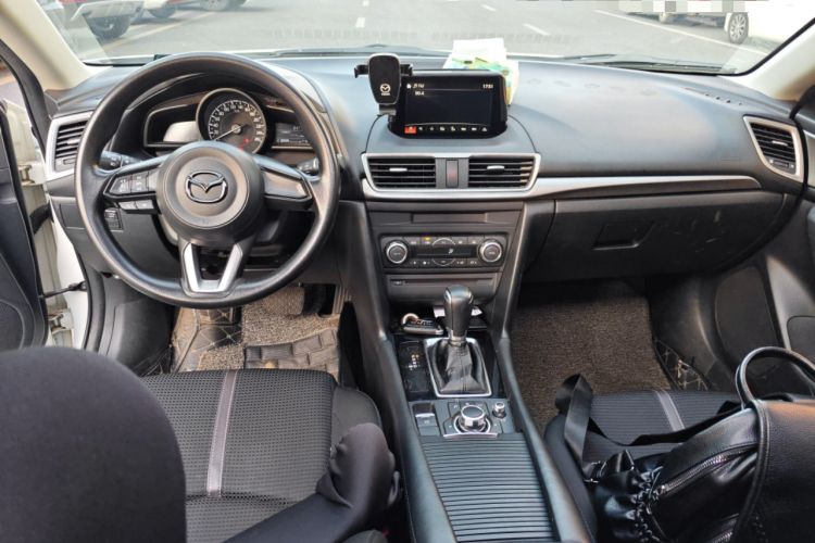 Used Mazda Mazda 3 Axela 2017 Sedan 1.5L Automatic Luxury Model Emission Standard China V