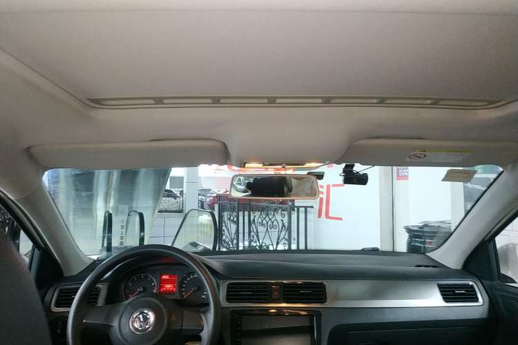 Used Volkswagen Santana 2015 1.6L Automatic Comfort Edition Headliner