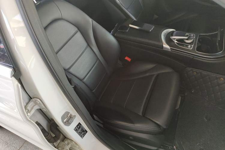 Used Mercedes-Benz C-Class 2016 C 180 L Sport Edition Right Front Seat