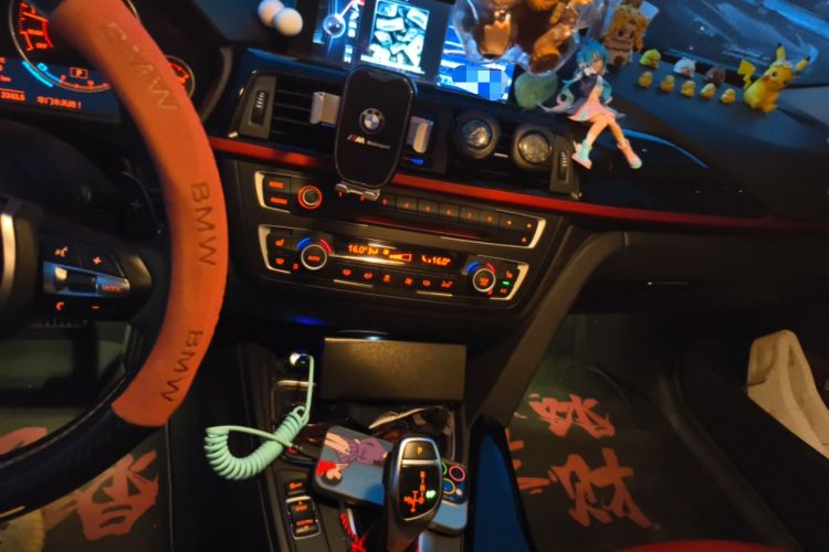 Used BMW 3 Series 2013 320i Sport Design Package Audio And AC Panel