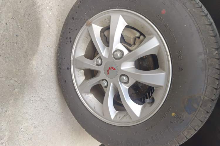 Used Wuling Hongguang V 2019 1.5L Enjoyment Version China VI LAR