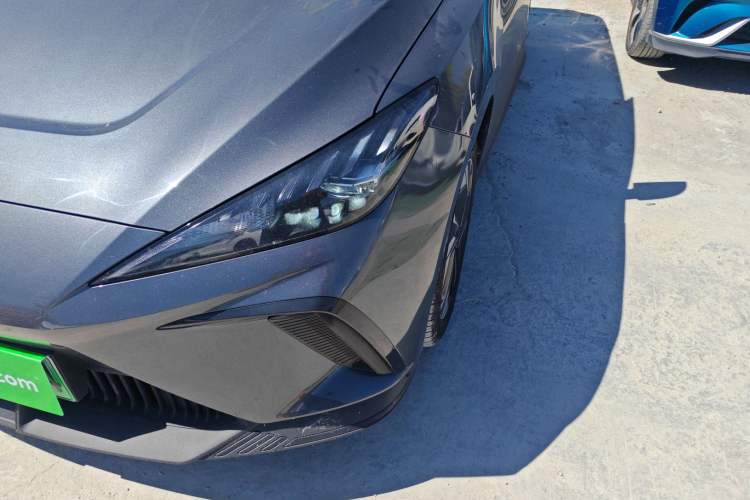 Used MG 4 EV 2023 415 km Range Sea-Faring Champion Edition
