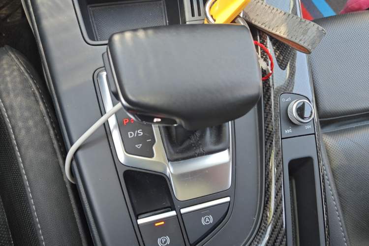 Used Audi A4L 2020 40 TFSI Fashion Dynamic Model
