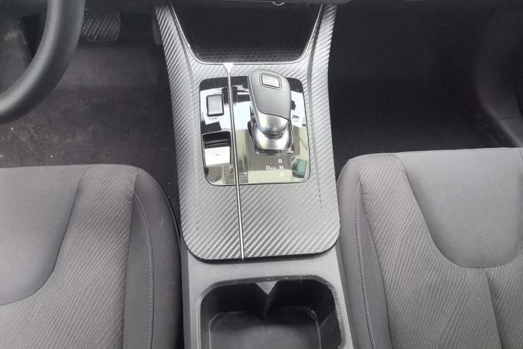 Used Venucia D60EV 2023 PLUS Comfort Edition CI Model Gear Lever