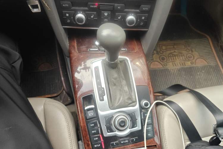 Used Audi A6L 2011 2.7 TDI Comfort Model
