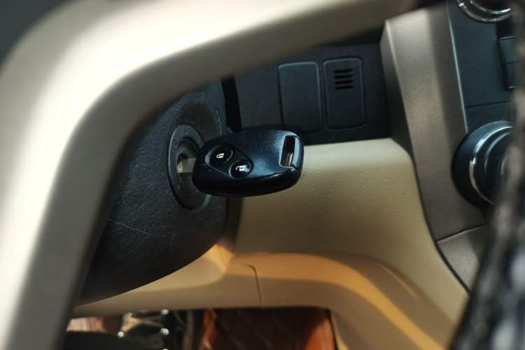 Used Honda CR-V 2007 2.4L automatic four-wheel drive luxury edition Vehicle Key