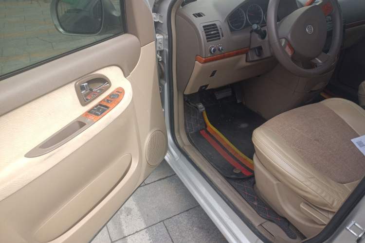 Used Buick GL8 2006 Lu Zun 3.0L CT Comfort Edition Driver Seat