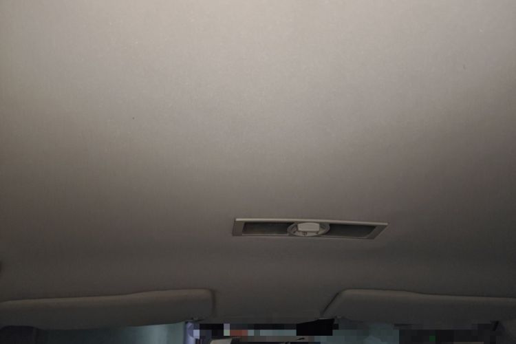 Used Volkswagen Lavida 2013 Revised Classic 1.6L Manual Fashion Edition Headliner