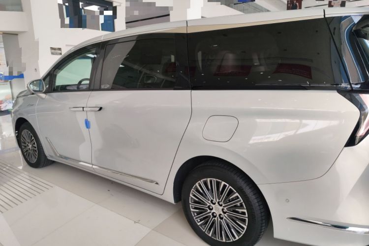 Used Buick GL8 New Energy 2024 Lu Zun Luxury Edition 7-Seater