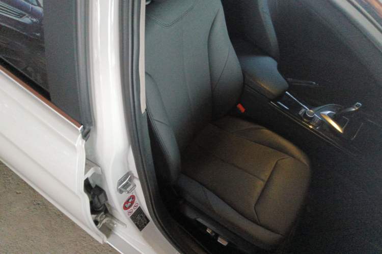 Used BMW 3 Series 2017 320Li xDrive Fashion Model
