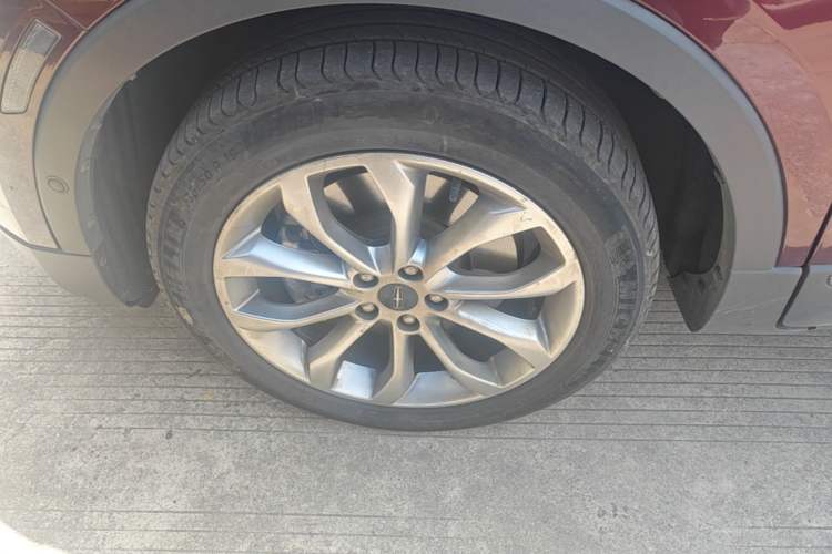 Used Lincoln MKC 2017 2.0T Four-Wheel Drive Prestige Edition
