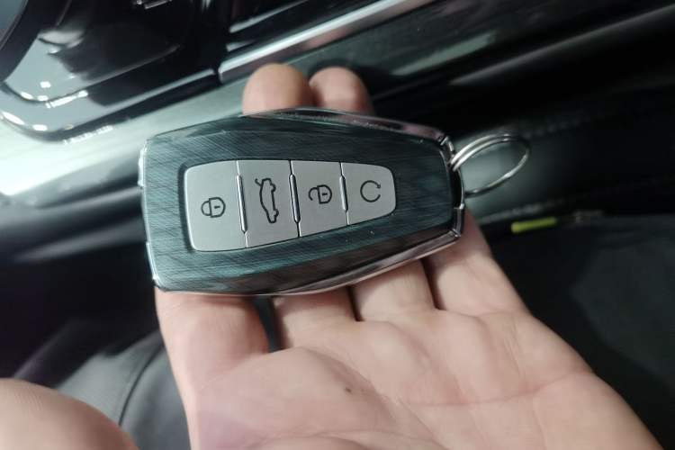 Used Geely Auto Monjaro L 2023 2.0TD High-Power Automatic Two-Wheel Drive Flagship Version
