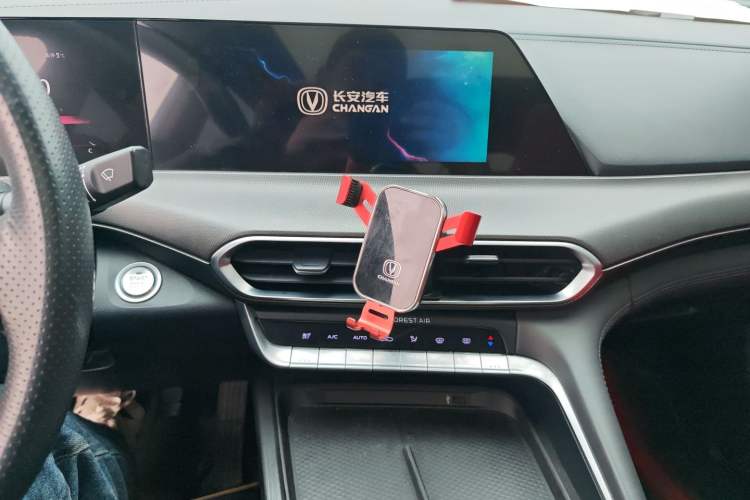 Used Changan UNI-T 2020 1.5T Prestige Version
