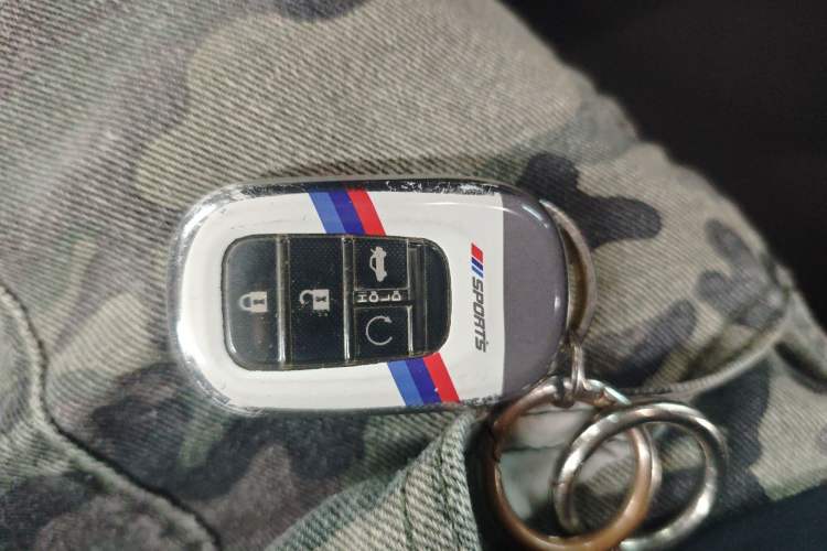 Used Honda Civic 2023 240TURBO CVT Dynamic · Center Stage Special Edition Vehicle Key