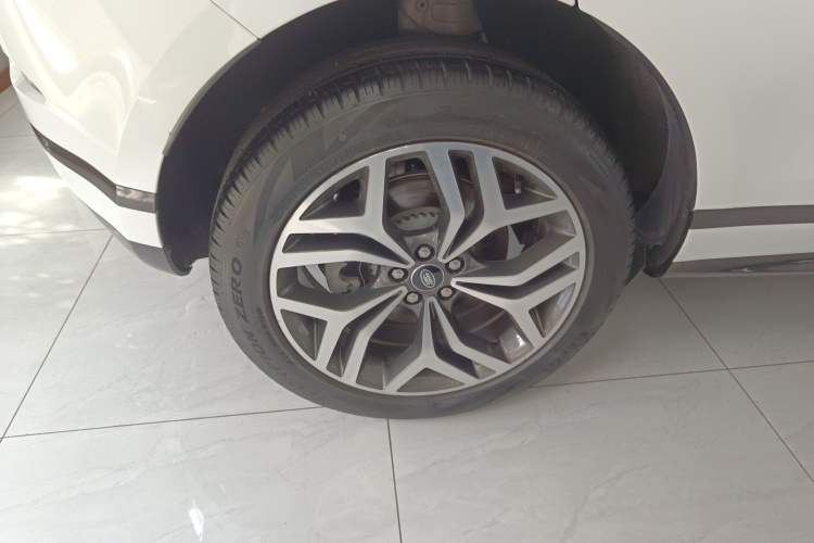 Used Land Rover Range Rover Evoque 2022 Aurora L 249 PS R-Dynamic Luxury Edition
