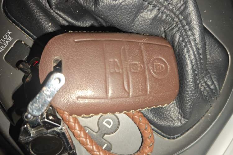 Used Kia Sportage R 2015 2.0L Automatic Two-Wheel Drive GLS Vehicle Key