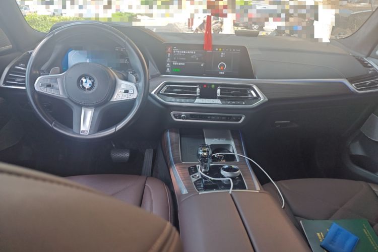 Used BMW X5 2022 xDrive 40Li M Sport Package