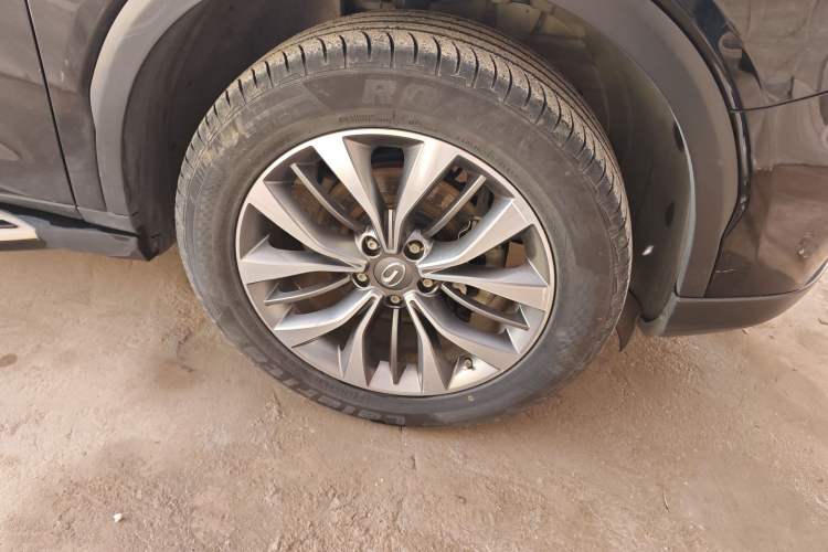 Used GAC Trumpchi GS8 2017 320T Two-Wheel Drive Luxury Smart Connectivity Version (7 Seats)