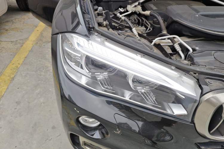 Used BMW X6 2017 xDrive28i
