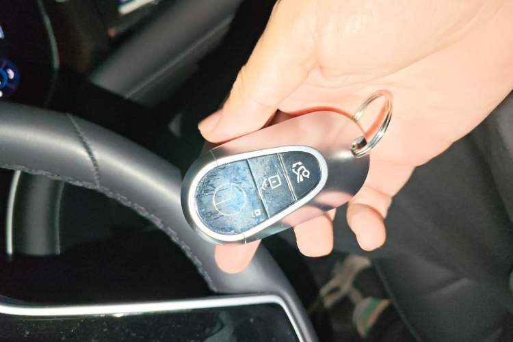 Used Mercedes-Benz EQS SUV 2023 450 4MATIC Luxury Edition