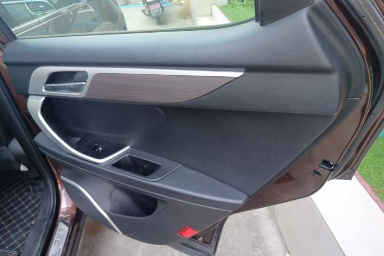 Used Soueast DX7 2020 Xingyue 1.5T DCT Luxury Sunroof Edition