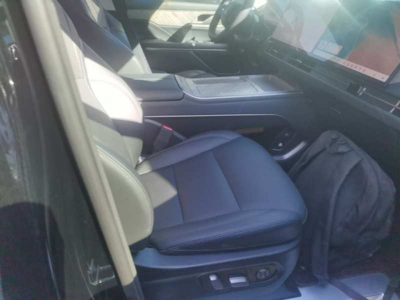Used Wey Gaoshan 2025 Four-Wheel Drive Alpine 8 — 24