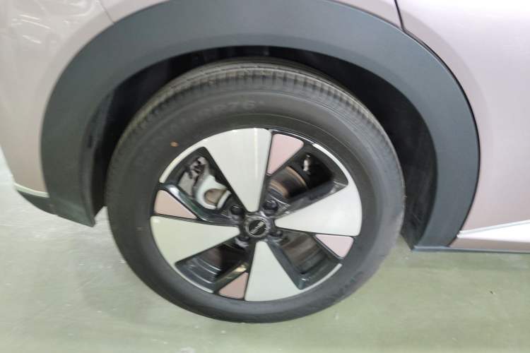 Used BYD Dolphin 2023 420 km Fashion Edition Exterior 5