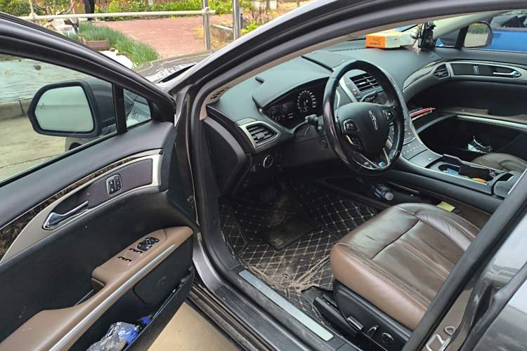 Used Lincoln MKZ 2014 2.0T Prestige Edition
