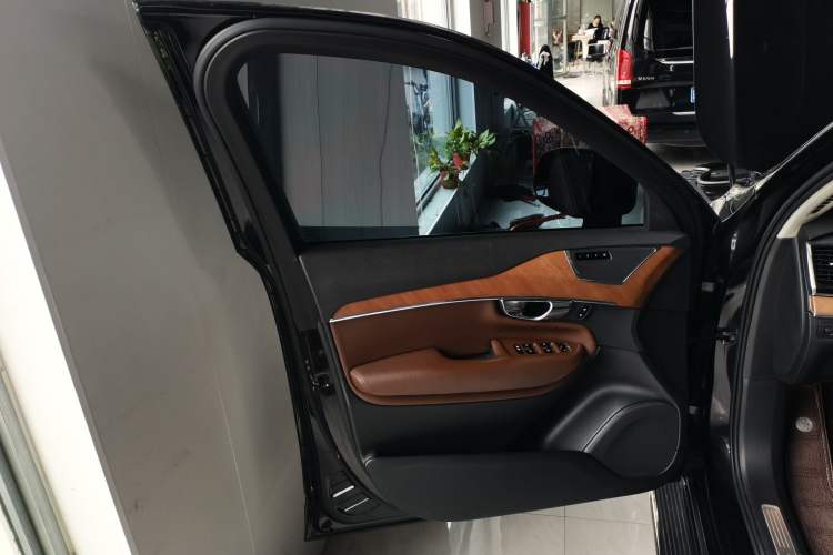 Used Volvo XC90 2020 Facelifted T6 Zhiyi Luxury 7-Seater