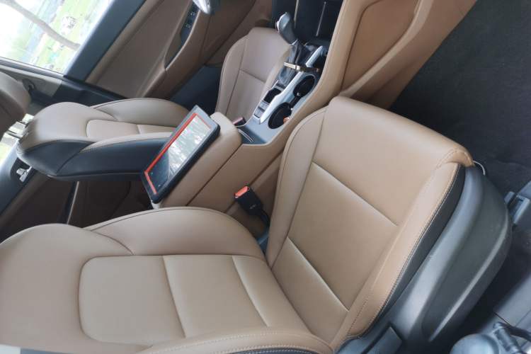 Used Hyundai Tucson 2015 1.6T Dual-Clutch Two-Wheel-Drive Leading Model Right Front Seat