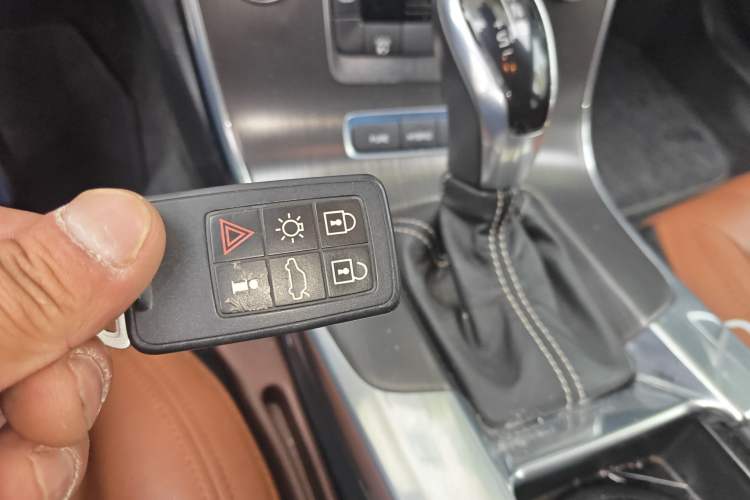 Used Volvo S60 New Energy 2015 S60L E-Drive Hybrid T6 Smart Drive Edition