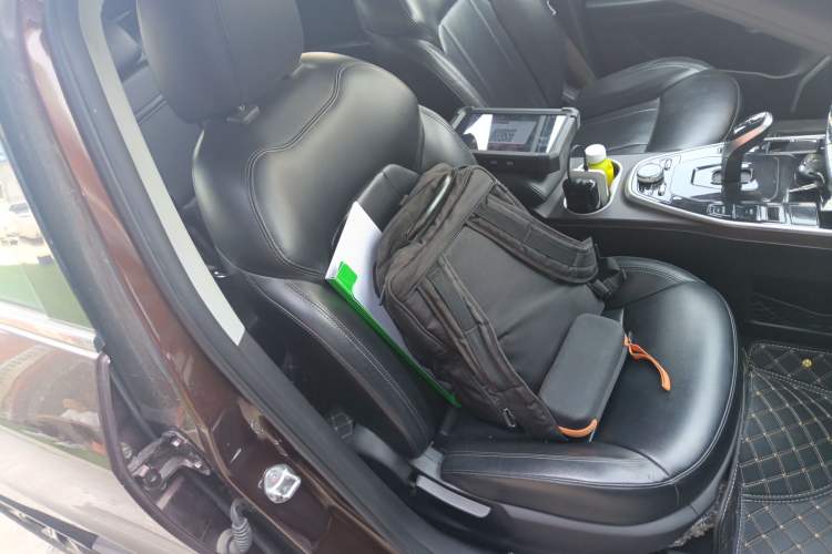 Used Soueast DX7 2020 Xingyue 1.5T DCT Luxury Sunroof Edition