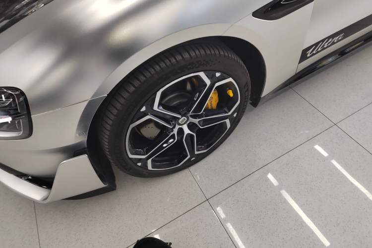 Used Xiaomi Auto SU7 2024 Rear-Drive Standard Founder Edition
