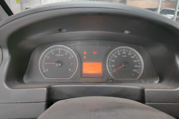 Used FORTHING Lingzhi 2013 V3 1.5L 7-Seater Luxury Model