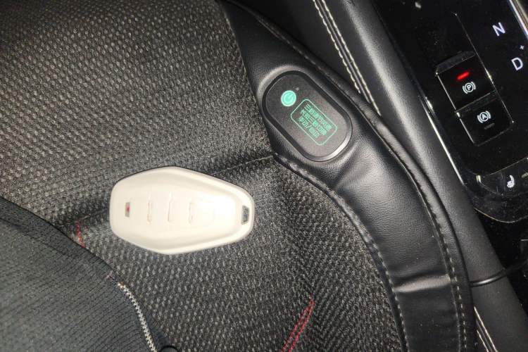 Used JETOUR X90 2019 1.6T DCT Zhaolü Edition 6 Seats China VI Standard