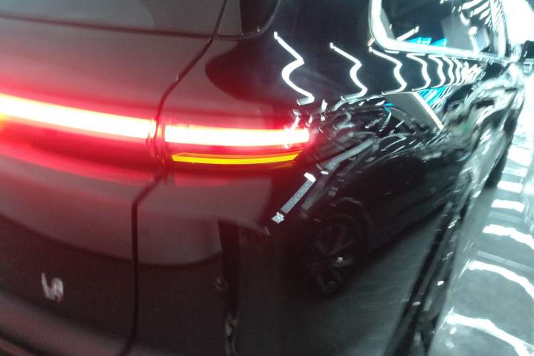 Used Li Auto L9 2024 Pro Model
