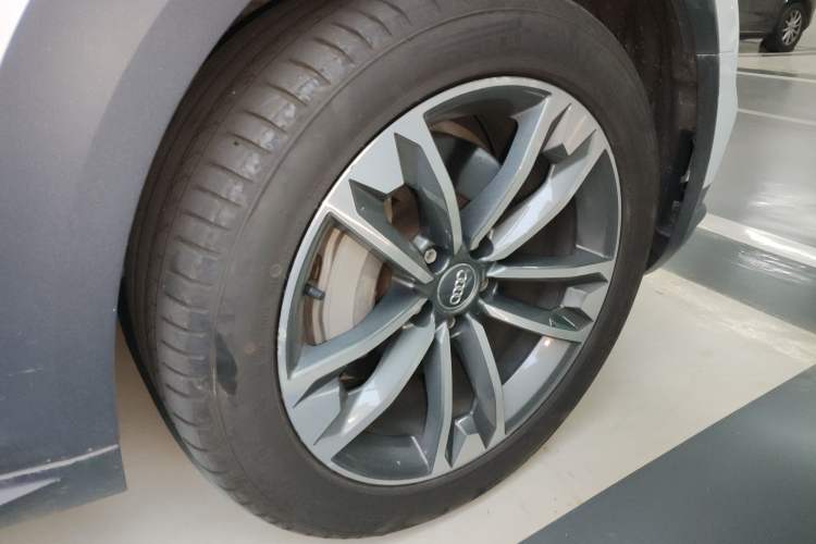 Used Audi A4 2017 45 TFSI allroad quattro Sport model
