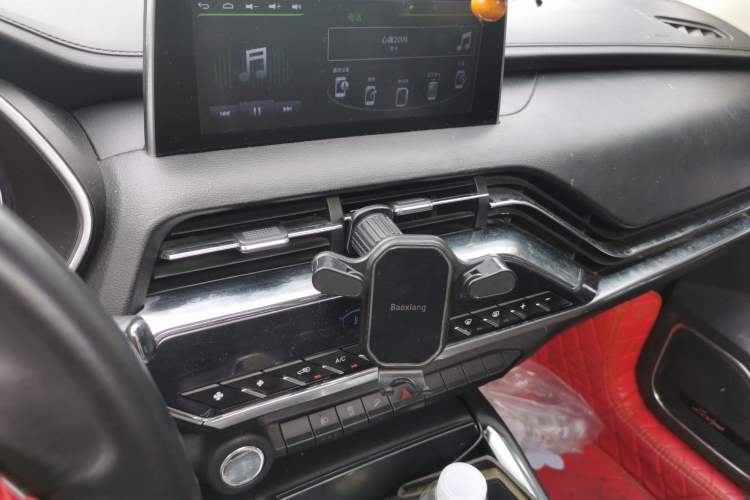 Used Zotye T500 2018 1.5T Manual Luxury Model
