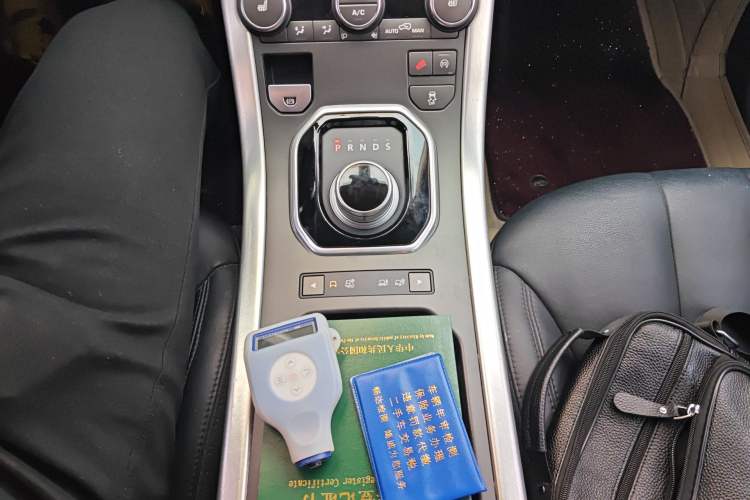 Used Land Rover Range Evoque 2013 2.0T 5-Door Yaozhen Edition Gear Lever