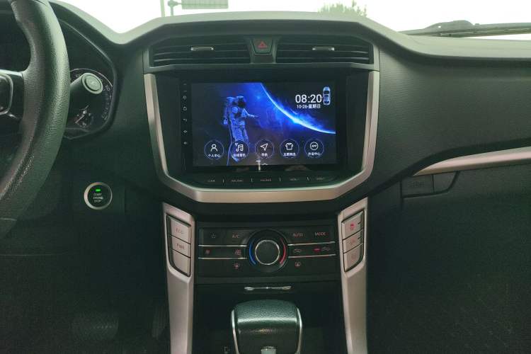 Used SAIC MAXUS T70 2020 2.0T Diesel Automatic 4x4 Commemorative Edition with Long Bed and High Ground Clearance