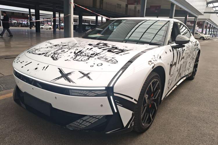 Used XPeng P7 2025 Model—750 All-Wheel-Drive High-Performance Ultra