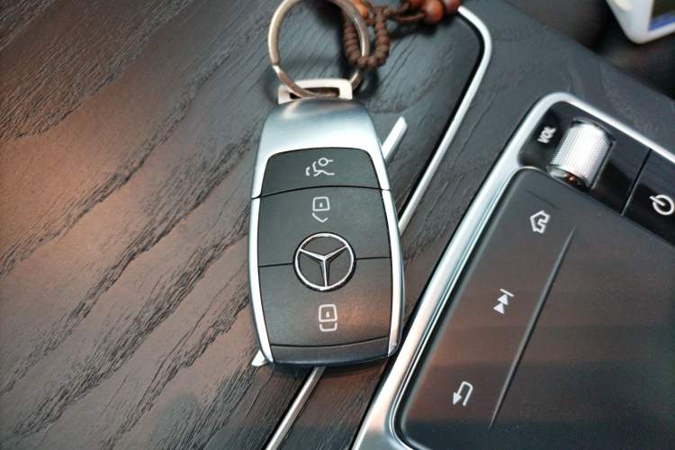 Used Mercedes-Benz C-Class 2019 C 180 L Fashion Edition Sport Version