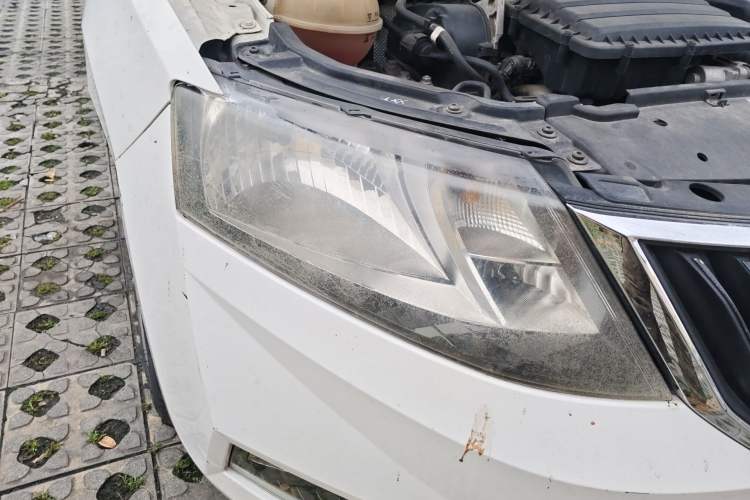 Used Skoda Rapid 2019 1.5L Automatic Comfort Edition China VI Standard