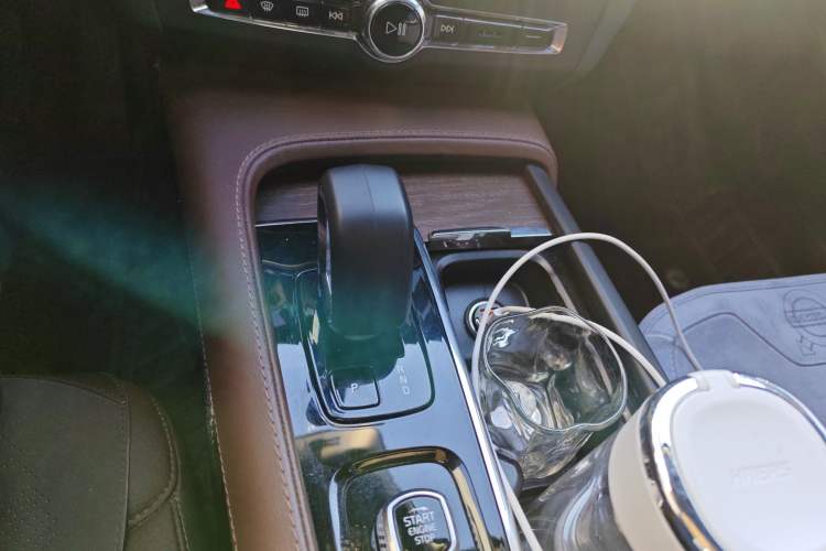 Used Volvo V90 2023 Cross Country B5 AWD Smart Range Edition
